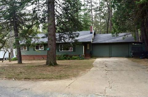 Photo of 18727 Broadhurst Drive, Twain Harte, CA 95383 (MLS # ML82039064)