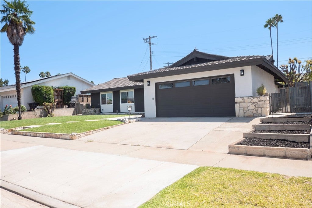 1312 Fairplain