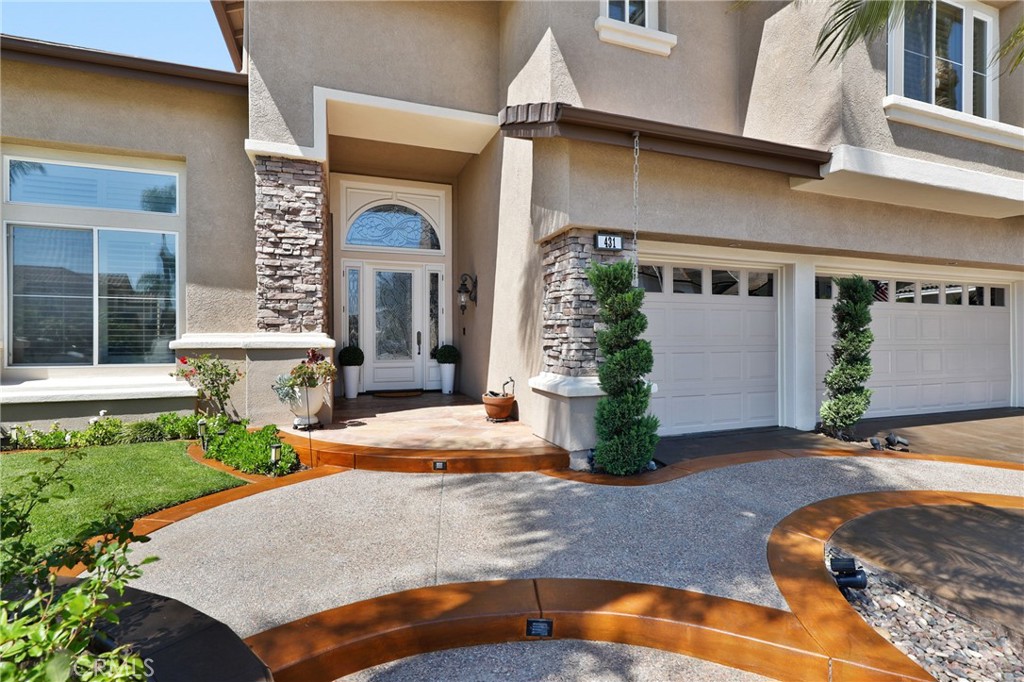 431 Downey Lane