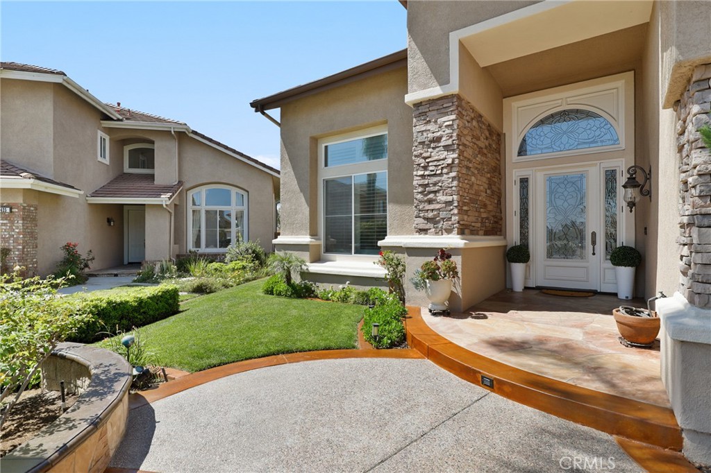 431 Downey Lane