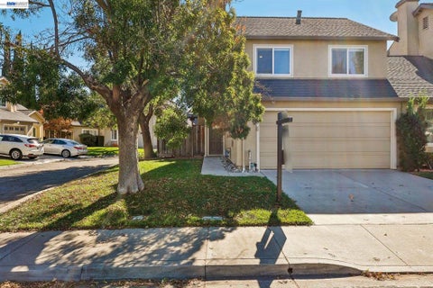 Photo of 2129 Delucchi Dr Dr, Pleasanton, CA 94588 (MLS # 41150447)