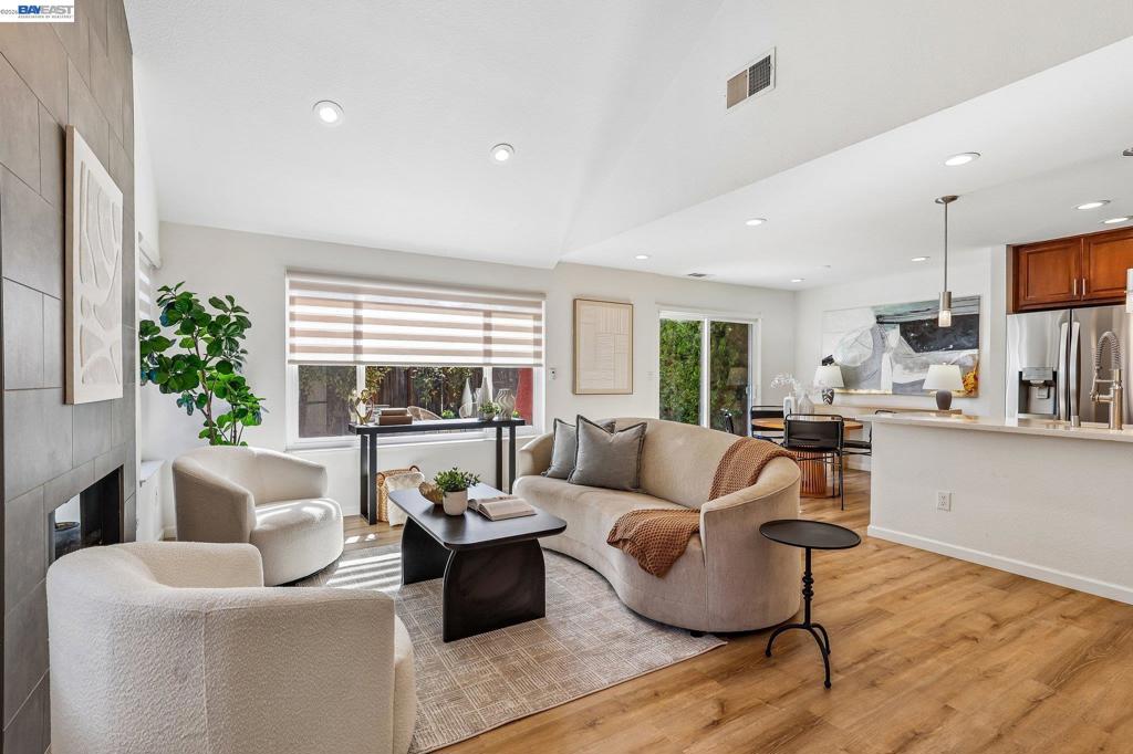 2129 Delucchi Dr