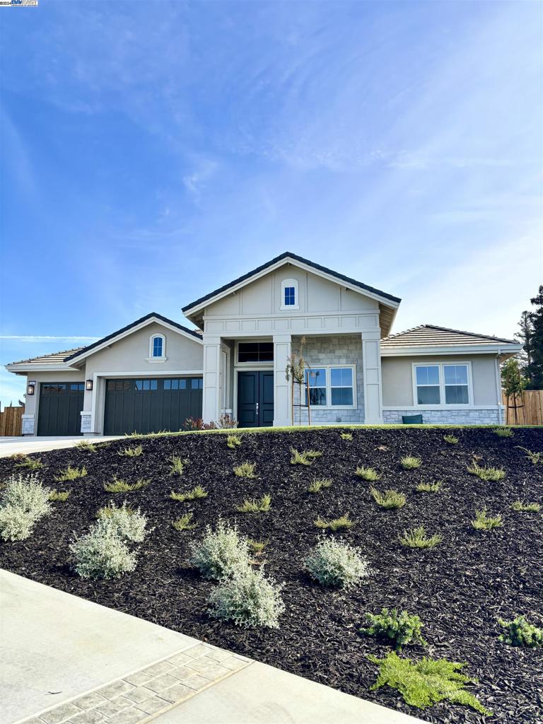 NEROLY ESTATES - Residential