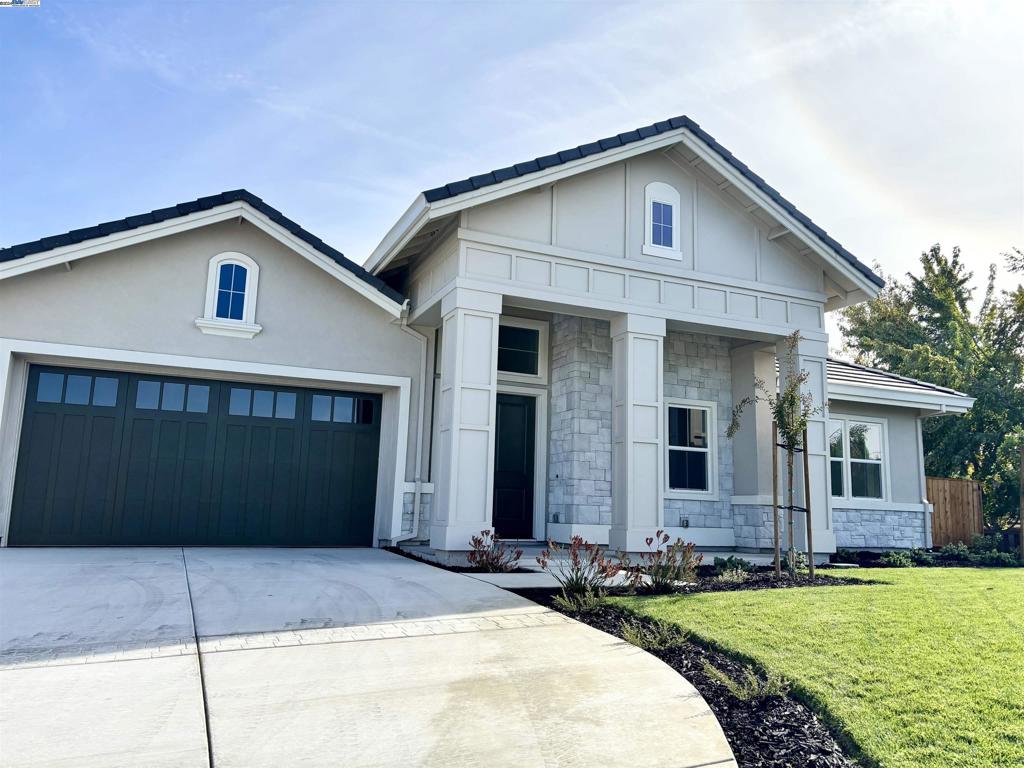 NEROLY ESTATES - Residential