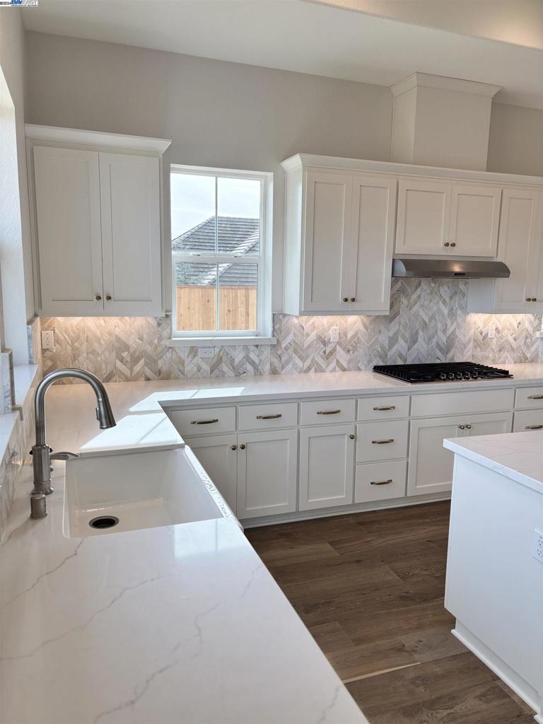 NEROLY ESTATES - Residential