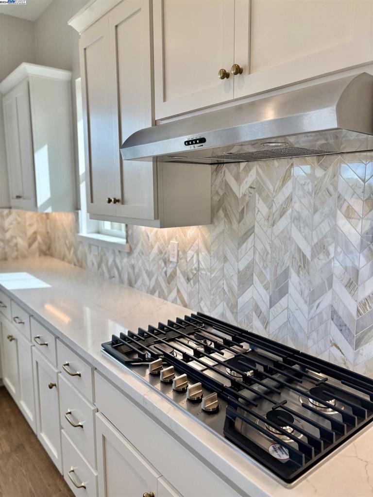 NEROLY ESTATES - Residential