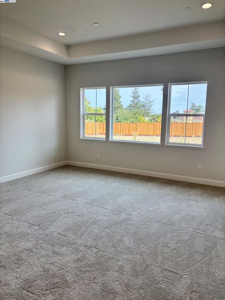 NEROLY ESTATES - Residential