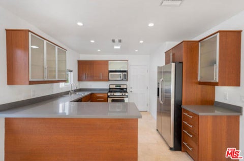 Photo of 1117 Cochran Avenue #2, Los Angeles, CA 90019 (MLS # 26869529)