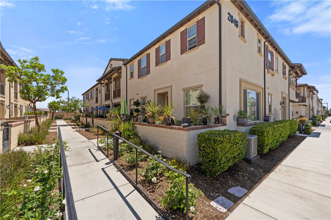 2848 E Berry Loop Privado 52