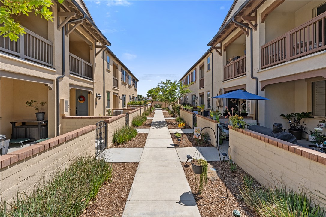 2848 E Berry Loop Privado 52