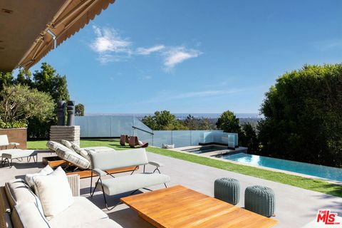 815 N Tigertail Road Los Angeles CA 90049