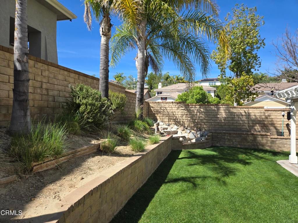 Photo of 29047 Ironwood Lane, Saugus, CA 91390 (MLS # V1-35361)