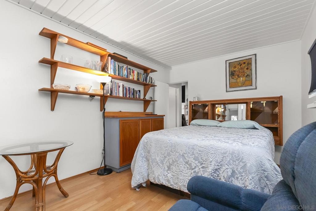 Ocean Beach - Residential Income