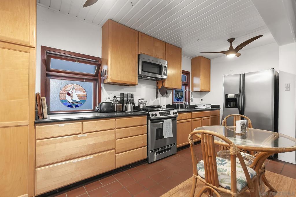 5038 40 W Point Loma Blvd