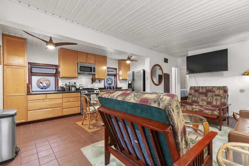 5038 40 W Point Loma Blvd