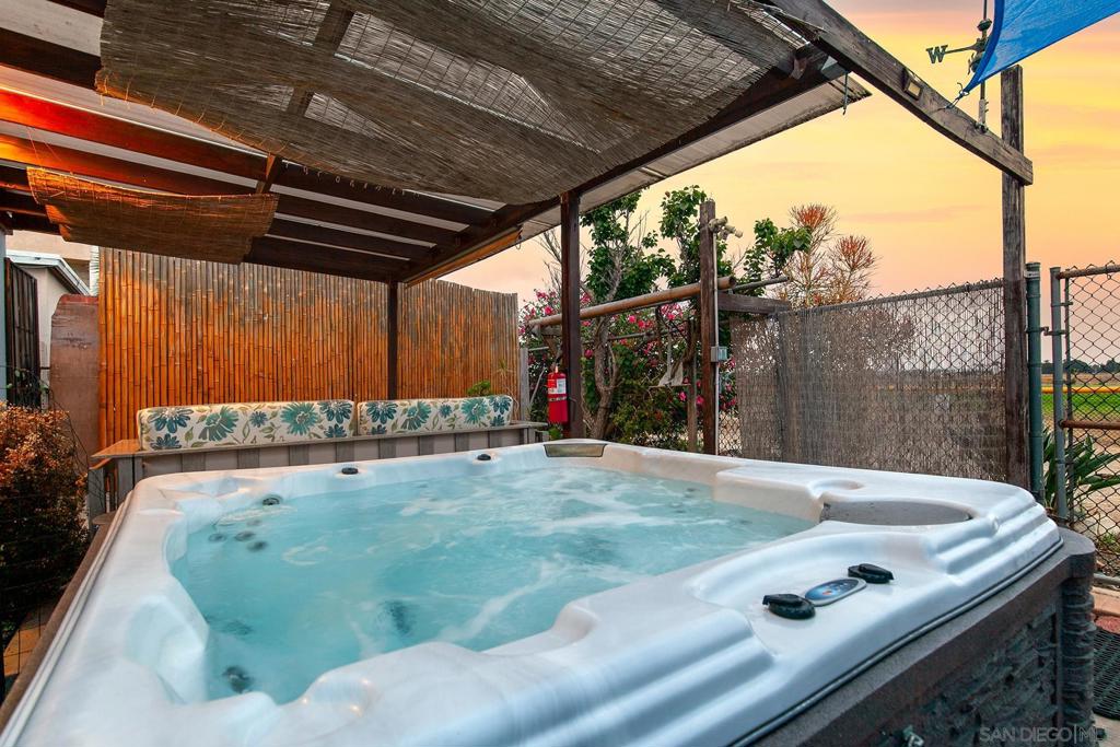 Ocean Beach - Residential Income