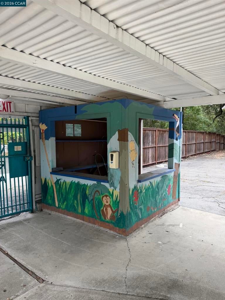 2515 San Miguel Dr