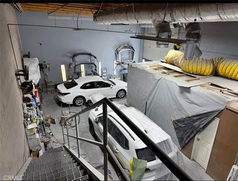 Photo of 10923 Randall Street #B, Sun Valley, CA 91352 (MLS # SR26028841)