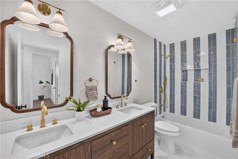 Tiny photo for 50 Doone ST, Thousand Oaks, CA 91360 (MLS # PW26172756)