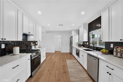 Tiny photo for 50 Doone ST, Thousand Oaks, CA 91360 (MLS # PW26172756)