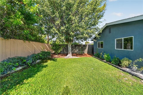 Tiny photo for 50 Doone ST, Thousand Oaks, CA 91360 (MLS # PW26172756)
