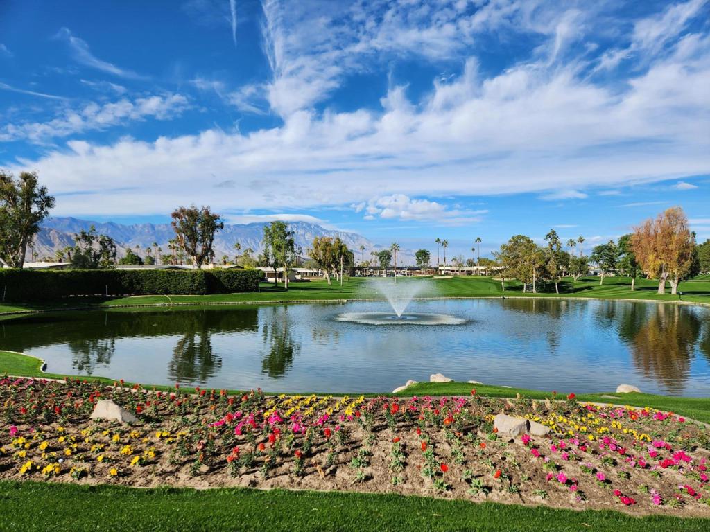 Palm Desert Greens - Manufactured In Park