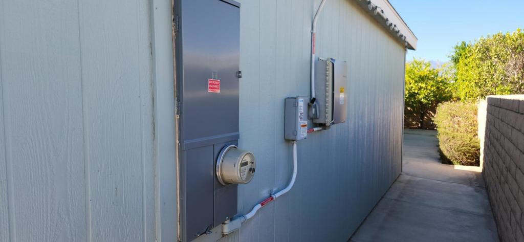 Palm Desert Greens - Manufactured In Park