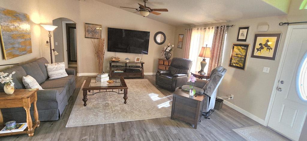 Palm Desert Greens - Manufactured In Park