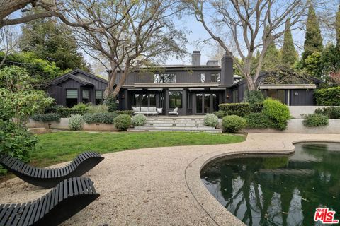 13574 D Este Drive Pacific Palisades CA 90272