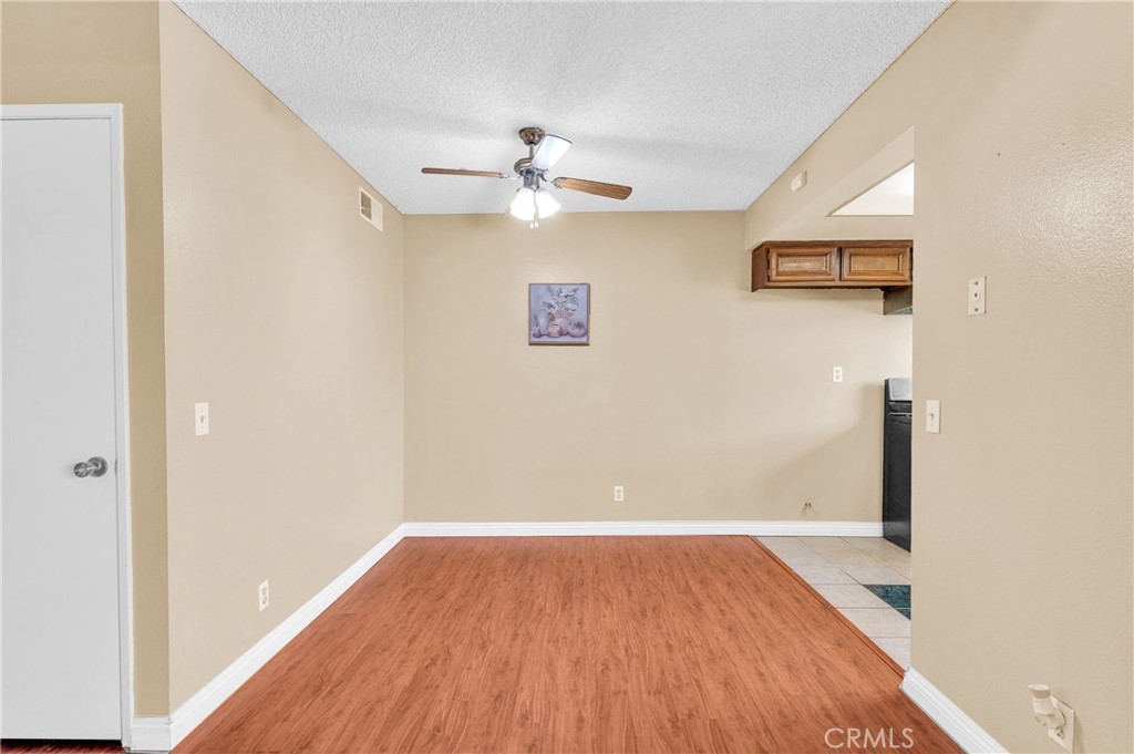 4072 Rosemead Blvd 7