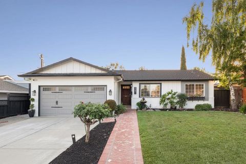 Photo of 3749 Kersten Drive, San Jose, CA 95124 (MLS # ML82043403)