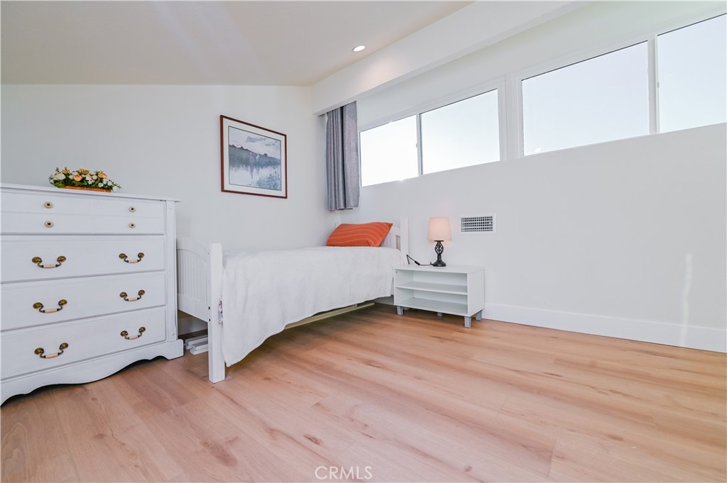 Terrace (TR) - Residential Lease