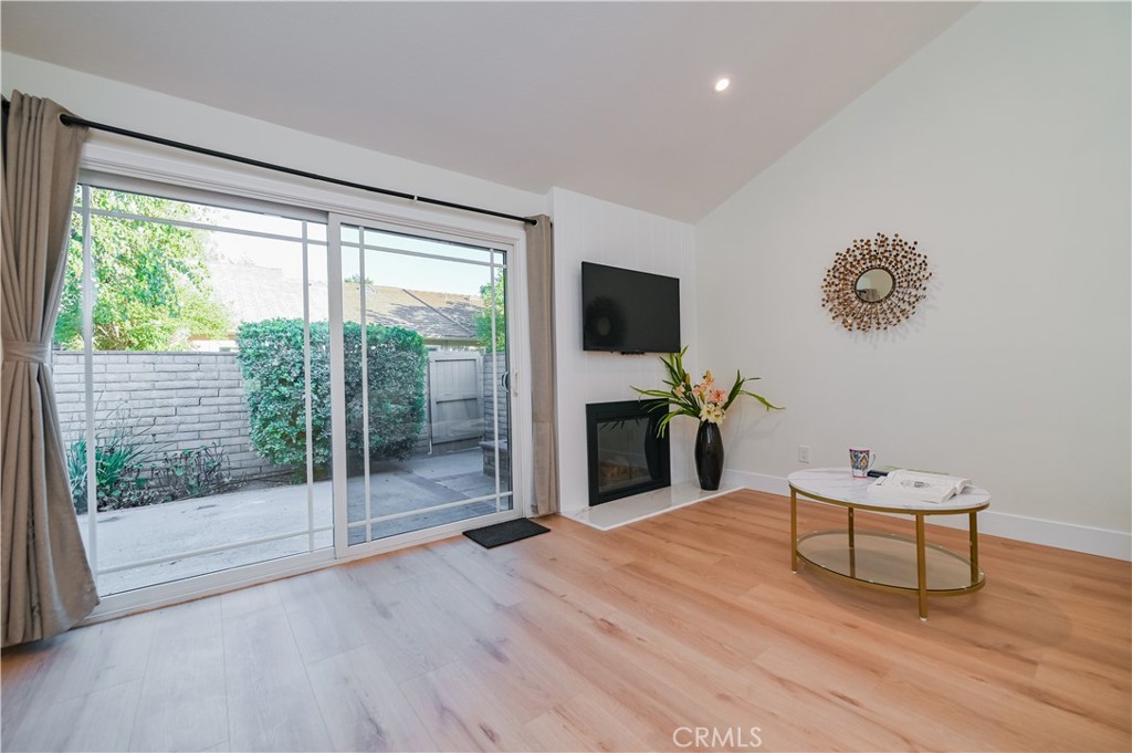 Terrace (TR) - Residential Lease