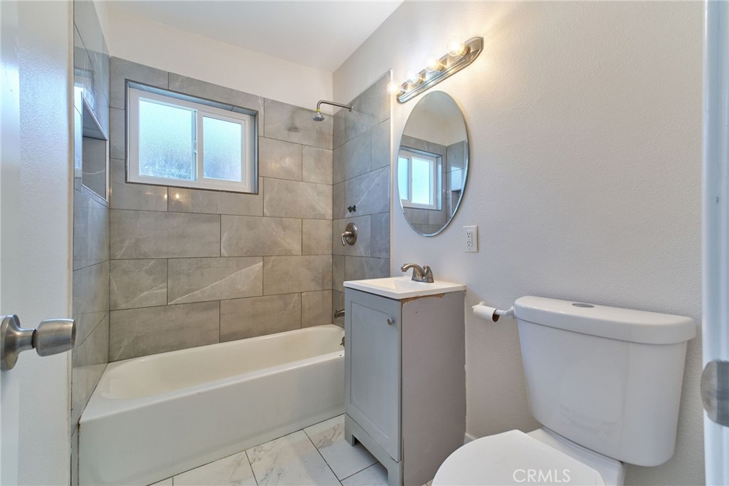 Cathedral City Cove (33611) - Residential