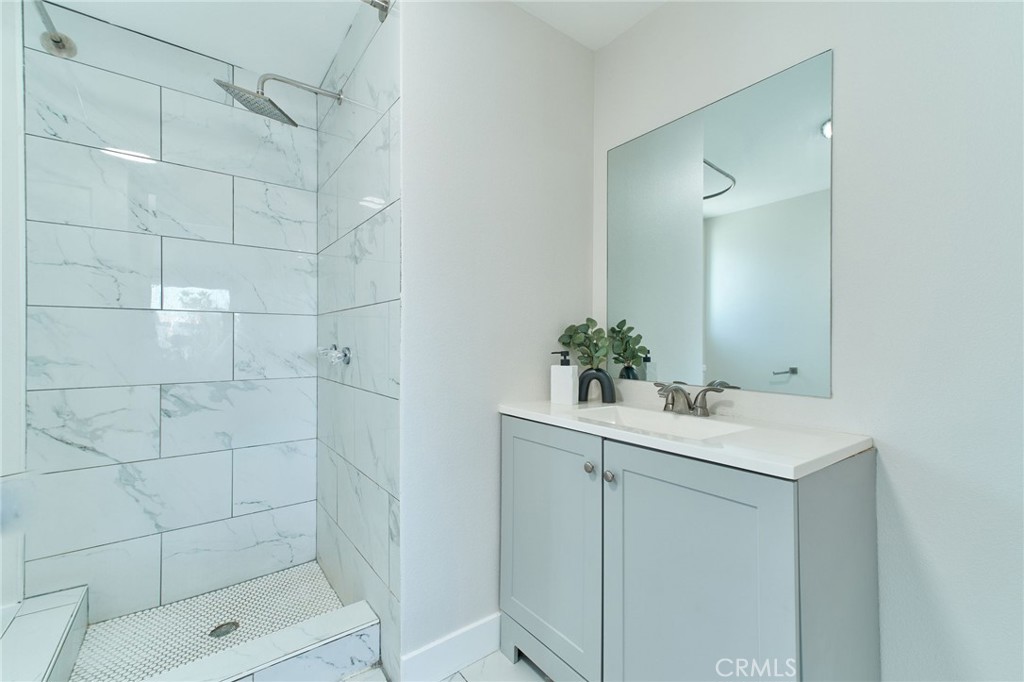 Cathedral City Cove (33611) - Residential