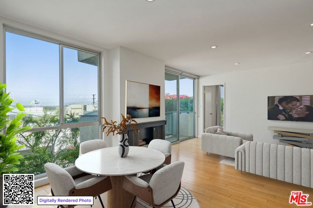 1134 Alta Loma Road 216