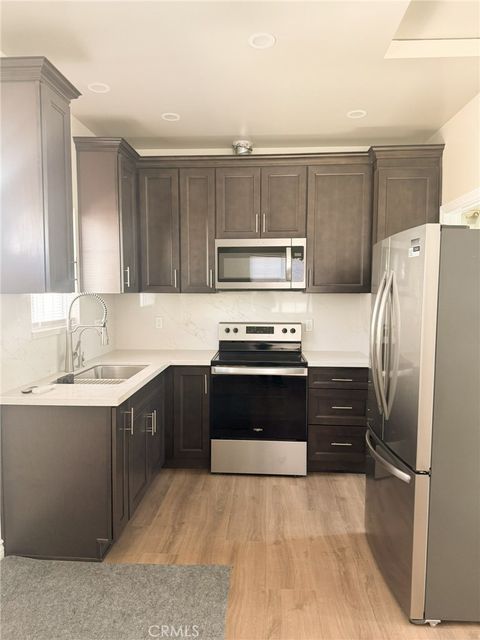 Photo of 18556 Bryant St, Northridge, CA 91324 (MLS # WS26094593)