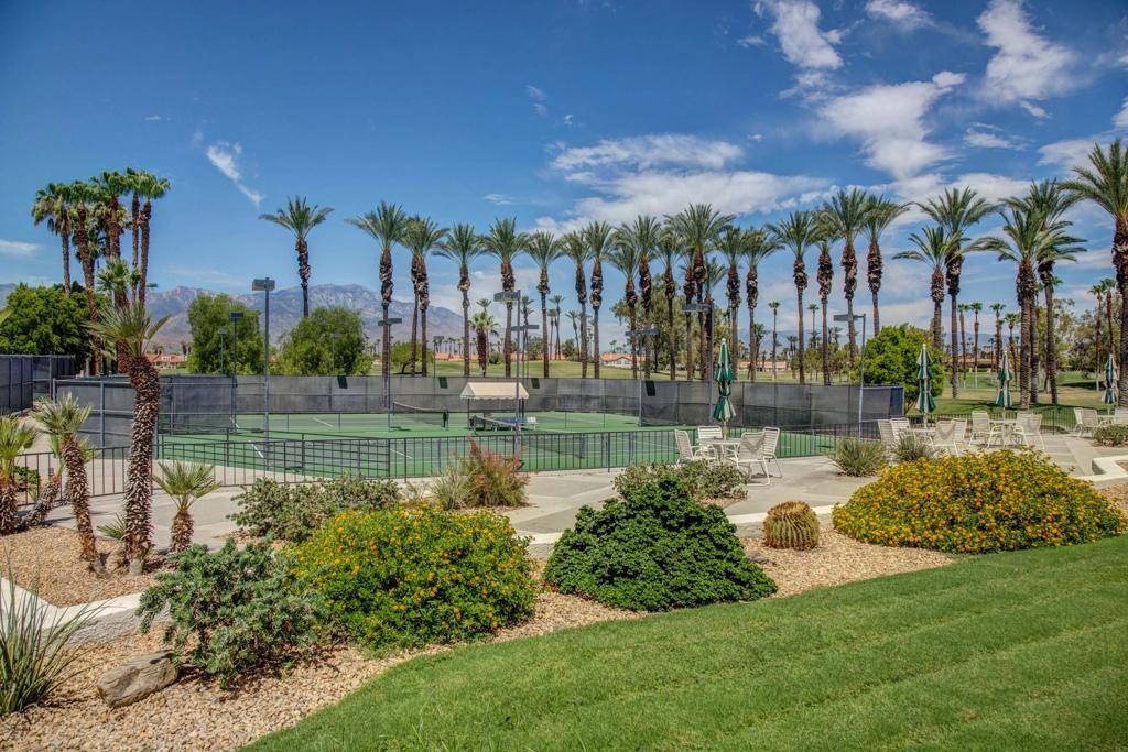 Desert Falls C.C. - Residential Lease