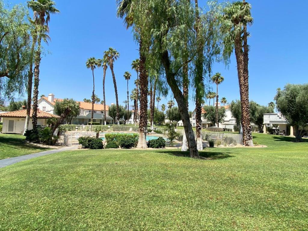 Desert Falls C.C. - Residential Lease