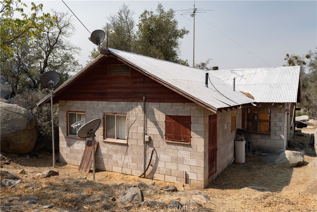 3728 Oak Meadow