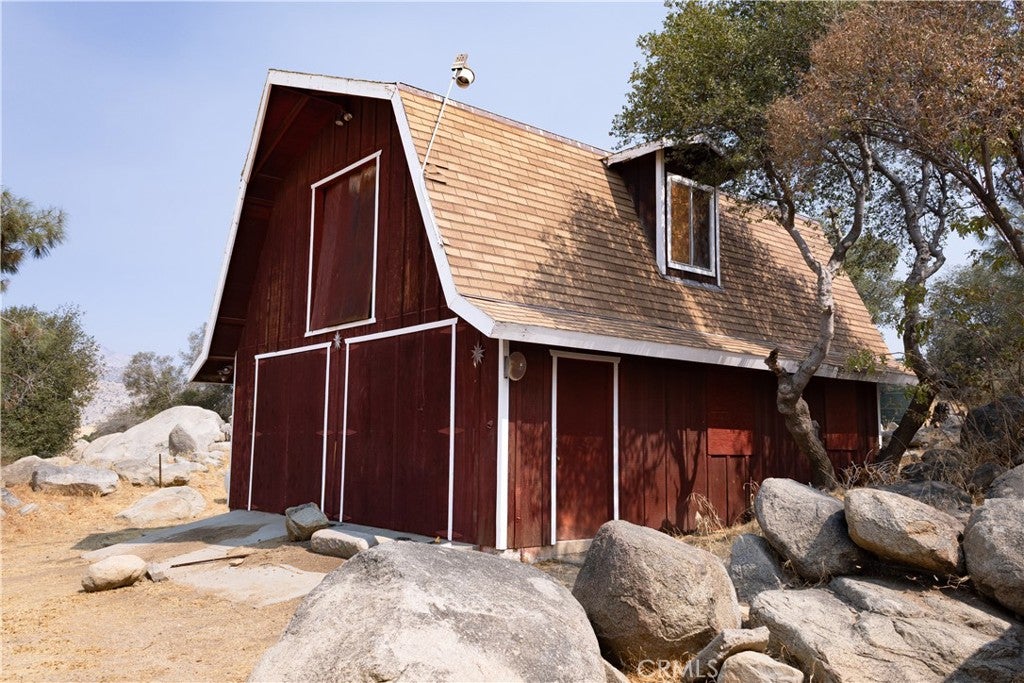 3728 Oak Meadow