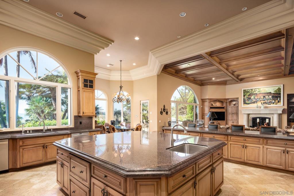 Rancho Santa Fe - Residential
