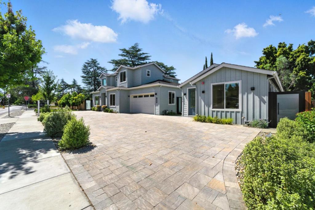 229 Budd Avenue