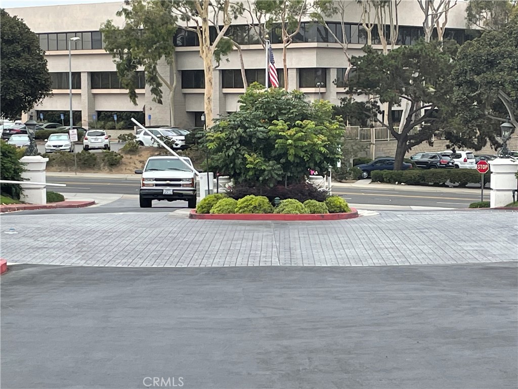 Versailles (VERS) - Residential