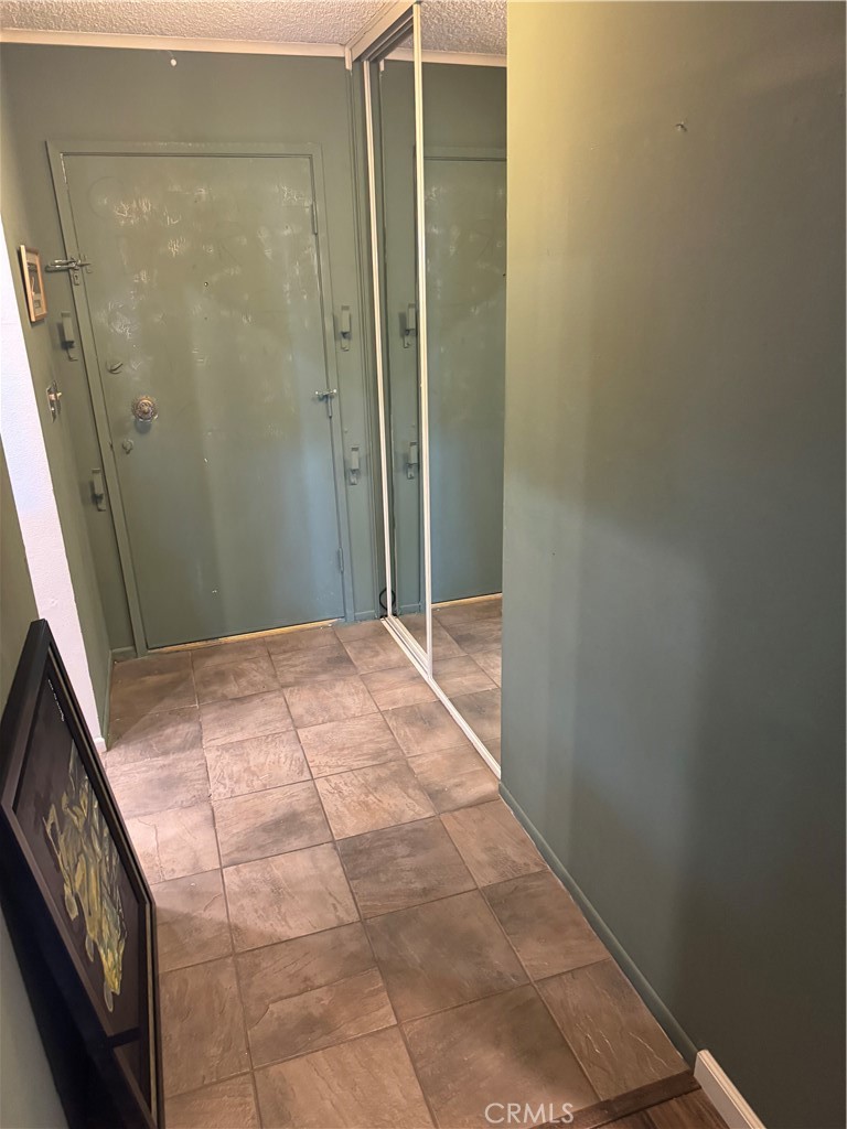 Versailles (VERS) - Residential