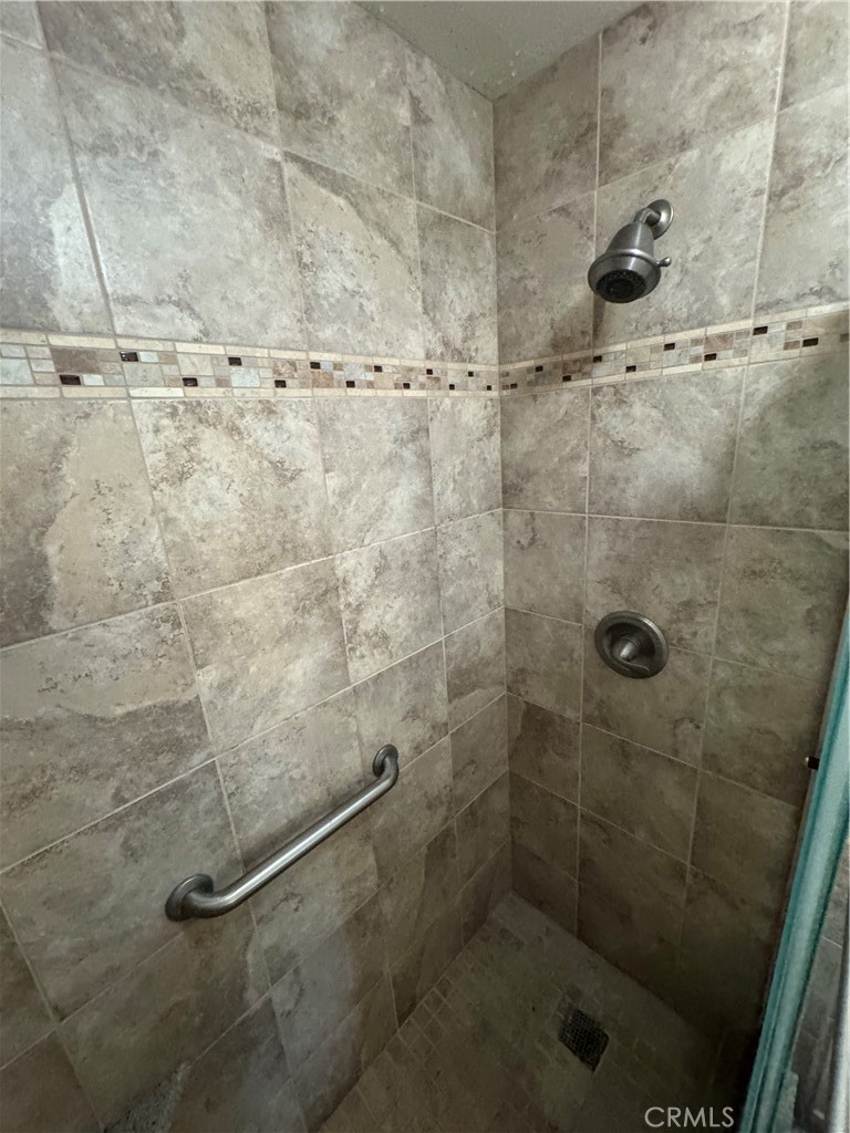 Versailles (VERS) - Residential