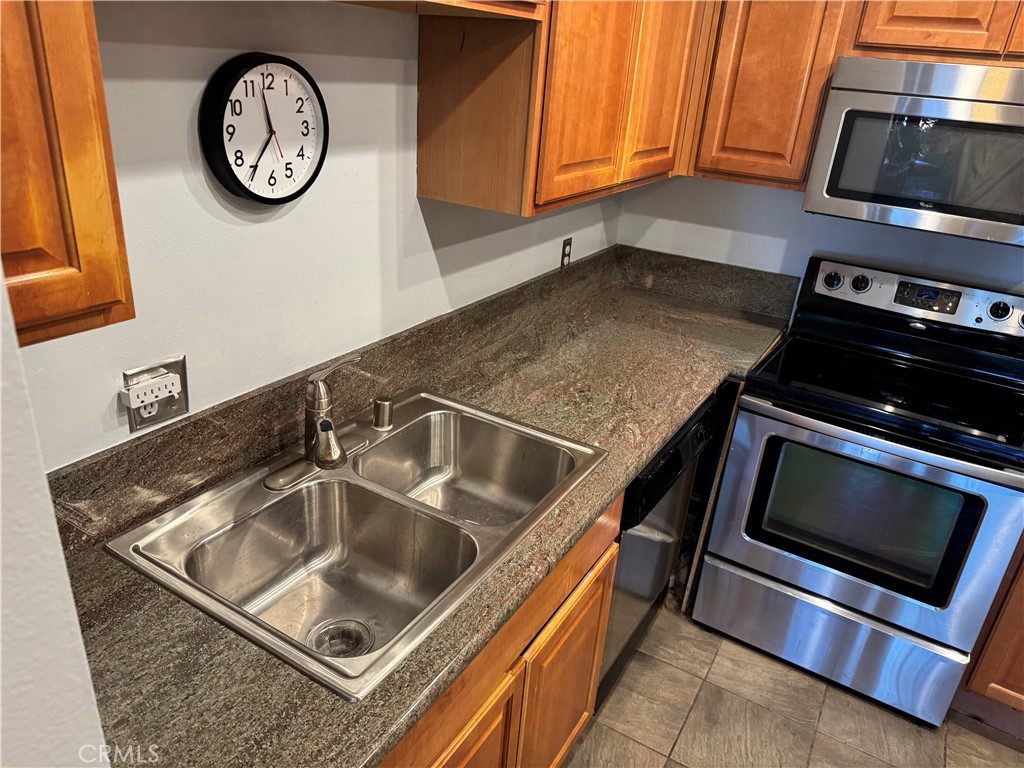 Versailles (VERS) - Residential