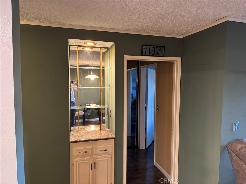 Versailles (VERS) - Residential