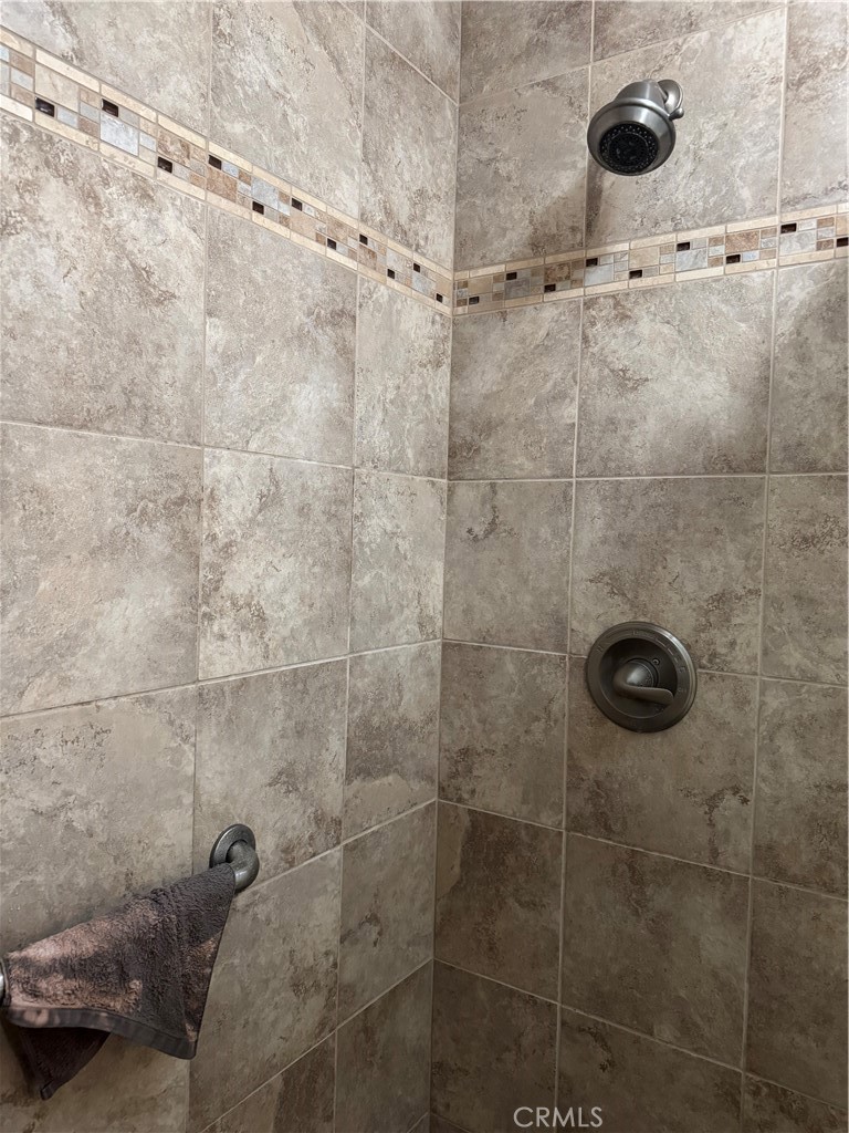 Versailles (VERS) - Residential