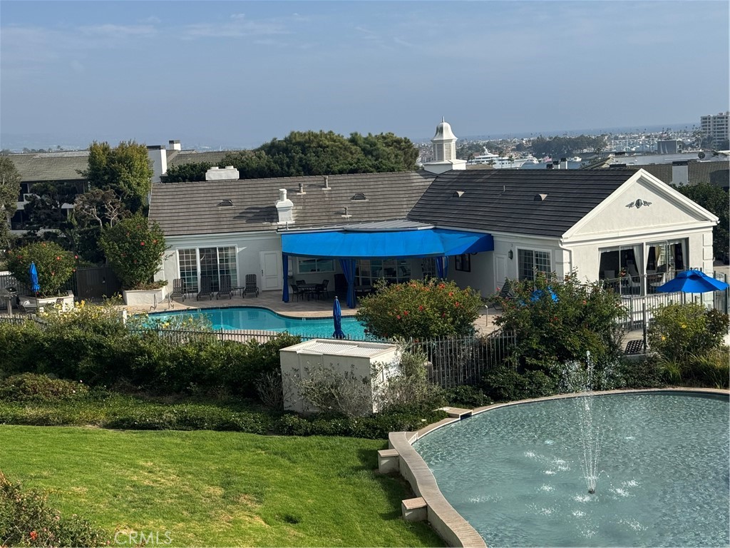 Versailles (VERS) - Residential